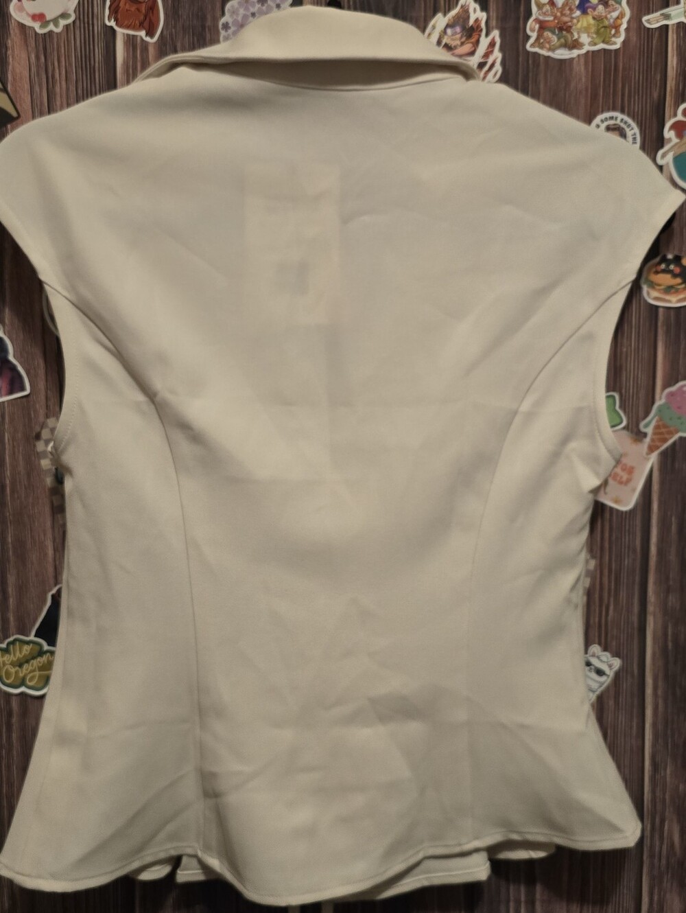 V-Neck Ruched Ruffled Tie-Front Top - Picture 5 of 7